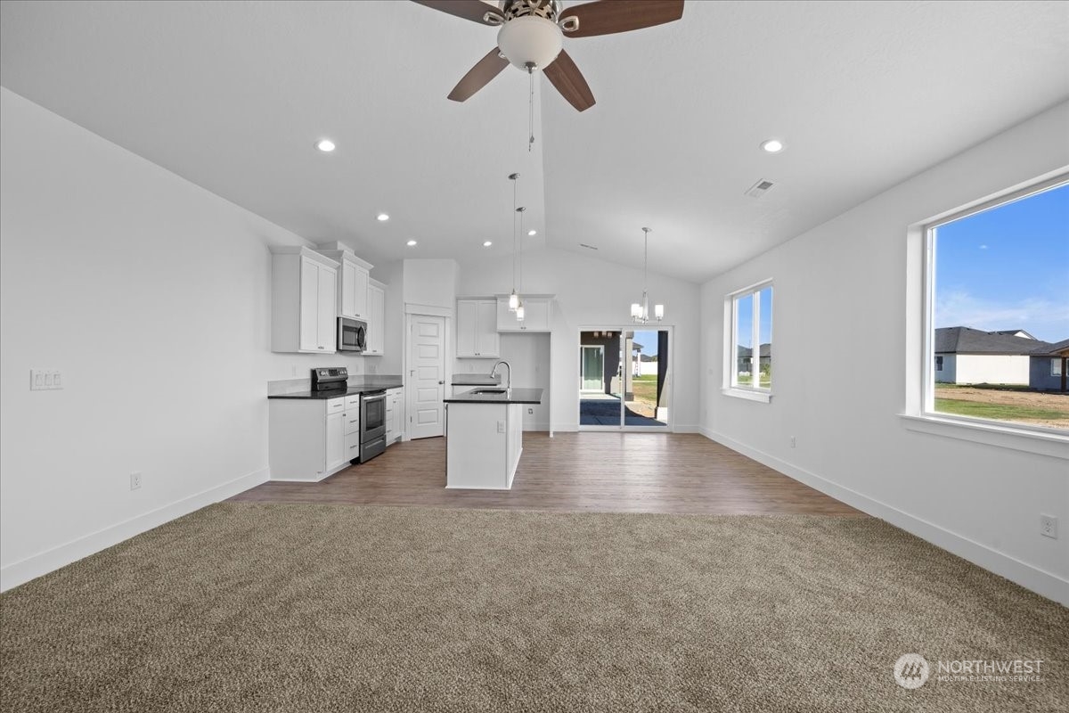 1217 East Cascade Street Othello, WA 99344 - Photo 19 of 32