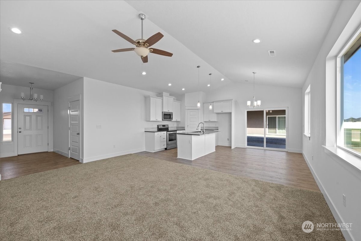 1217 East Cascade Street Othello, WA 99344 - Photo 22 of 32