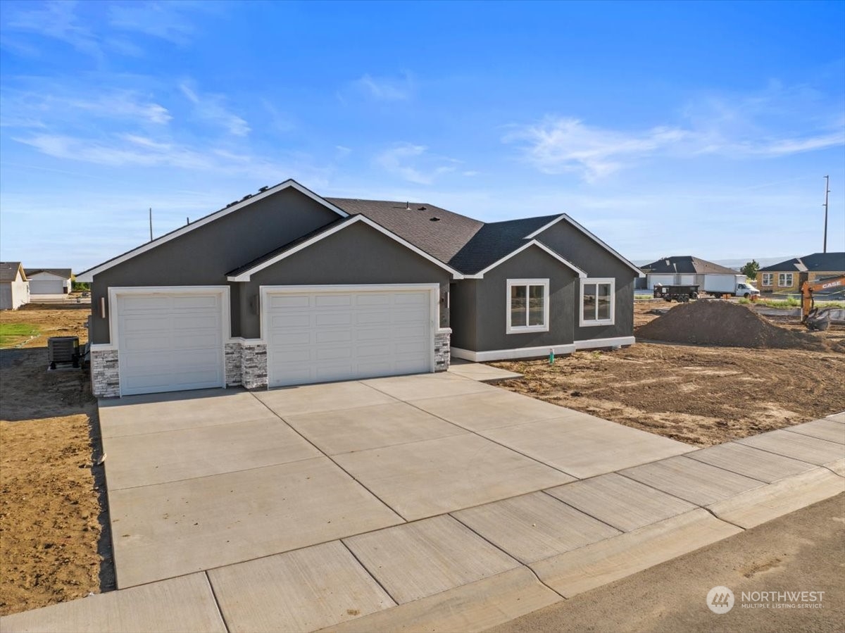 1217 East Cascade Street Othello, WA 99344 - Photo 28 of 32