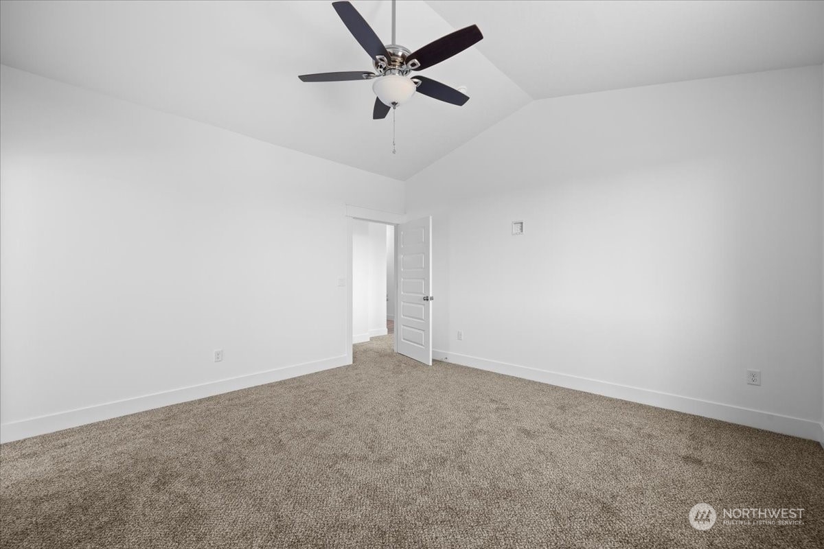 1217 East Cascade Street Othello, WA 99344 - Photo 10 of 32