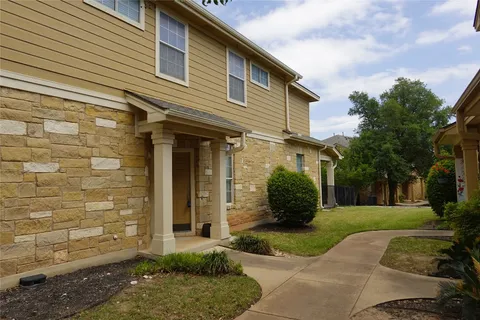 $275,000 | 16100 South Great Oaks Drive, Unit 1902, Round Rock, TX 78681