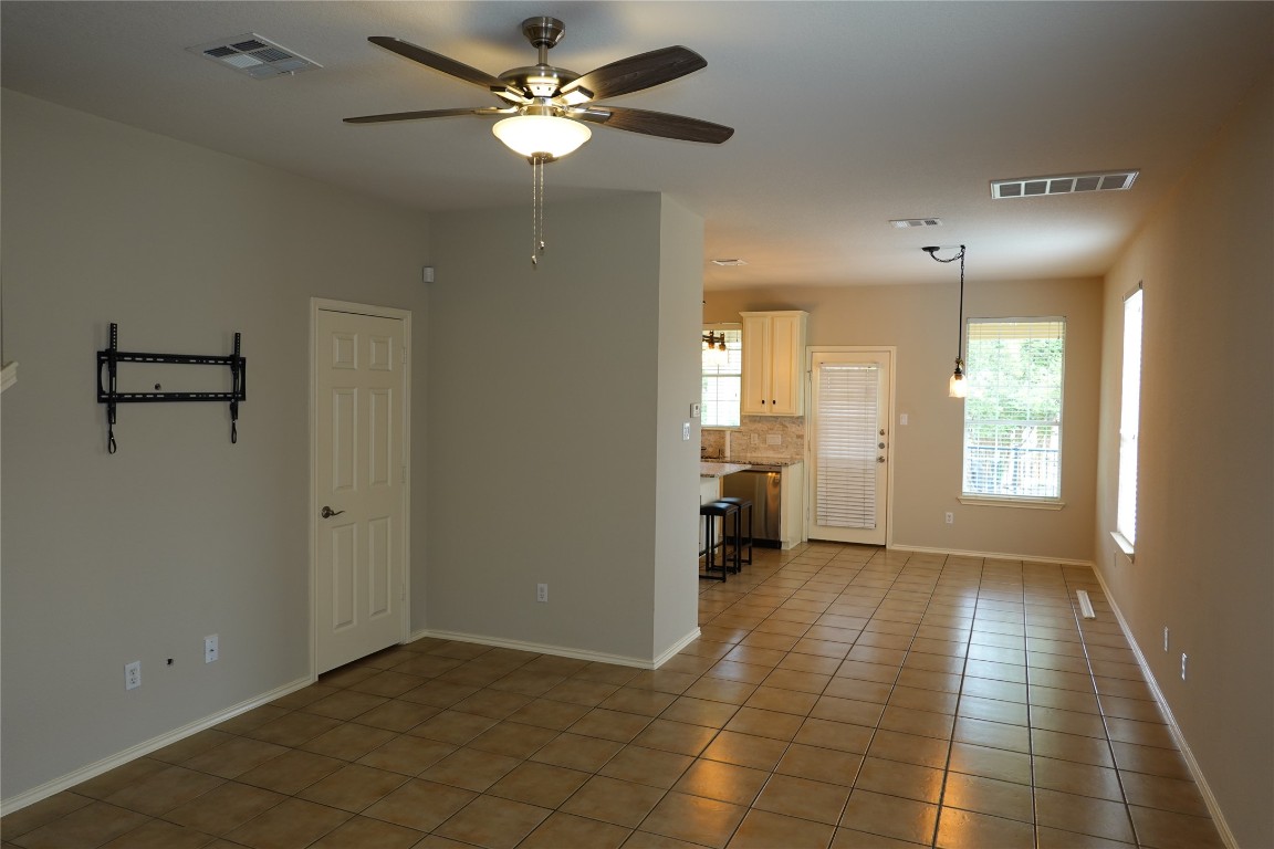 16100 South Great Oaks Drive, Unit 1902 Round Rock, TX 78681 - Photo 5 of 19 Opens to kitchen area