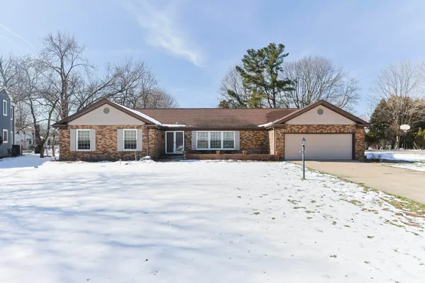 $392,500 | 50787 Heather Hill Lane, Granger, IN 46530