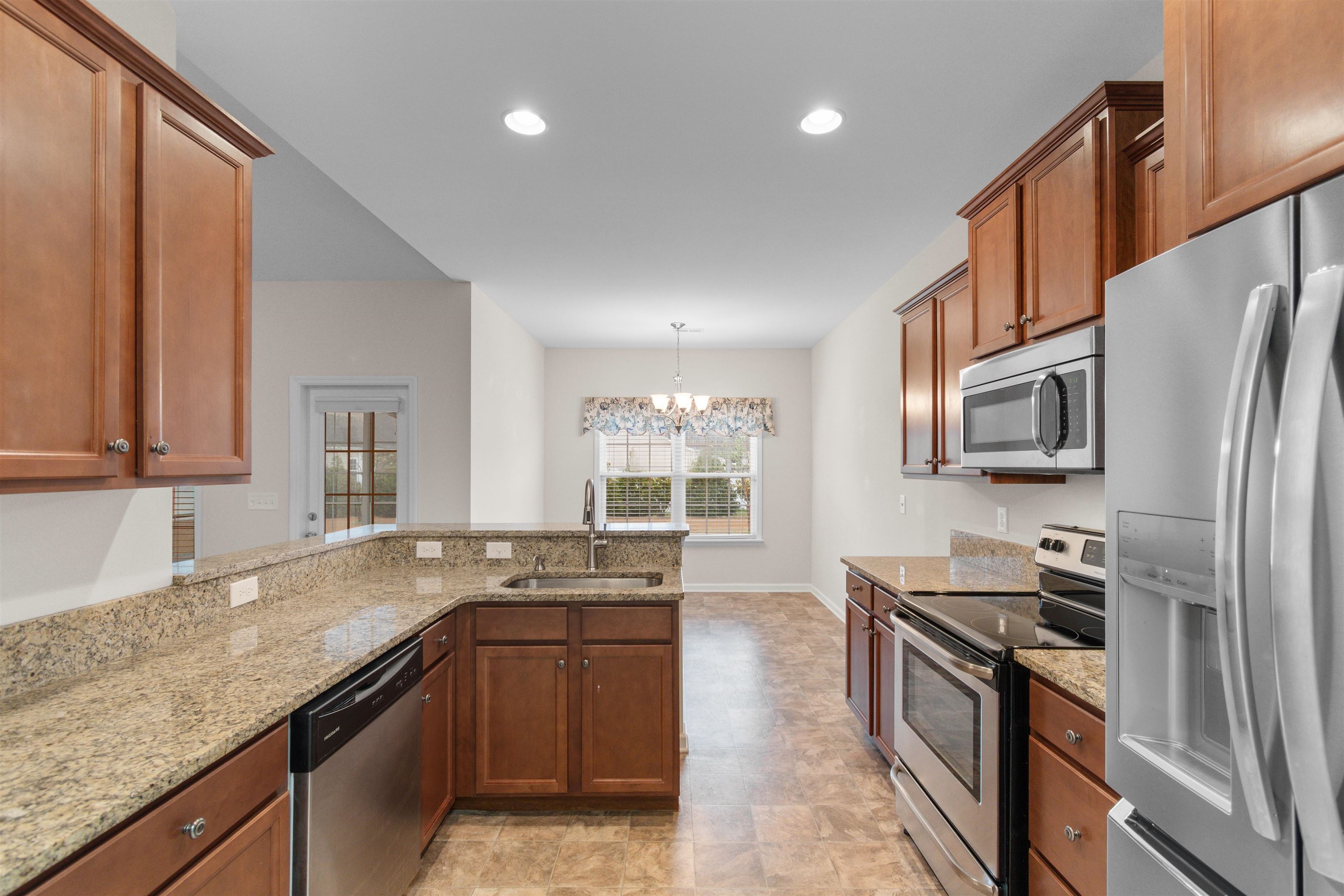 805 Payne Court Conway, SC 29526 - Photo 10 of 37