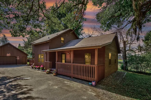 $400,000 | 500 County Road B2 West, Roseville, MN 55113