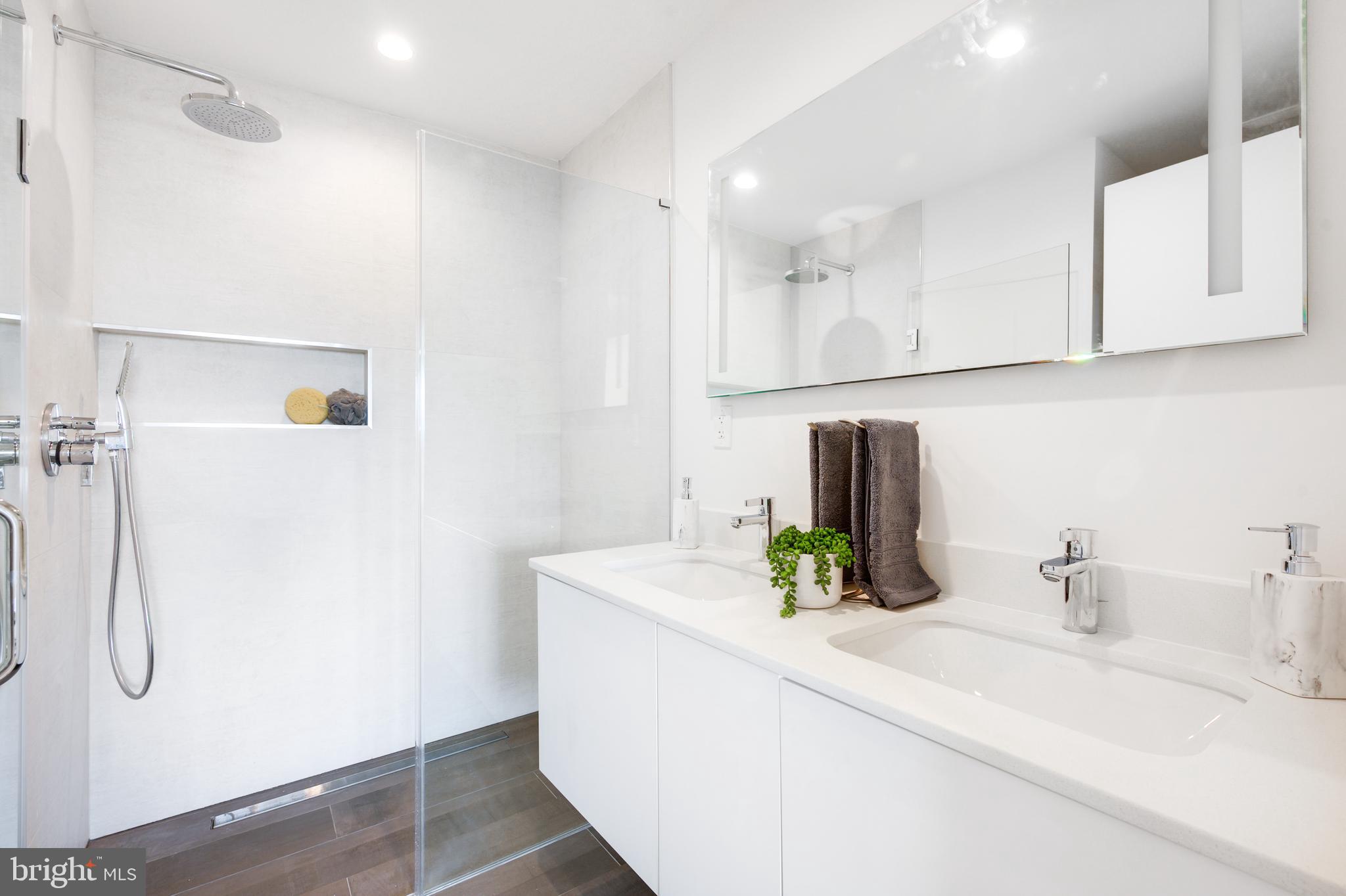 1014 Park Road Northwest, Unit B Washington, DC 20010 - Photo 30 of 48 Gallery Image 30