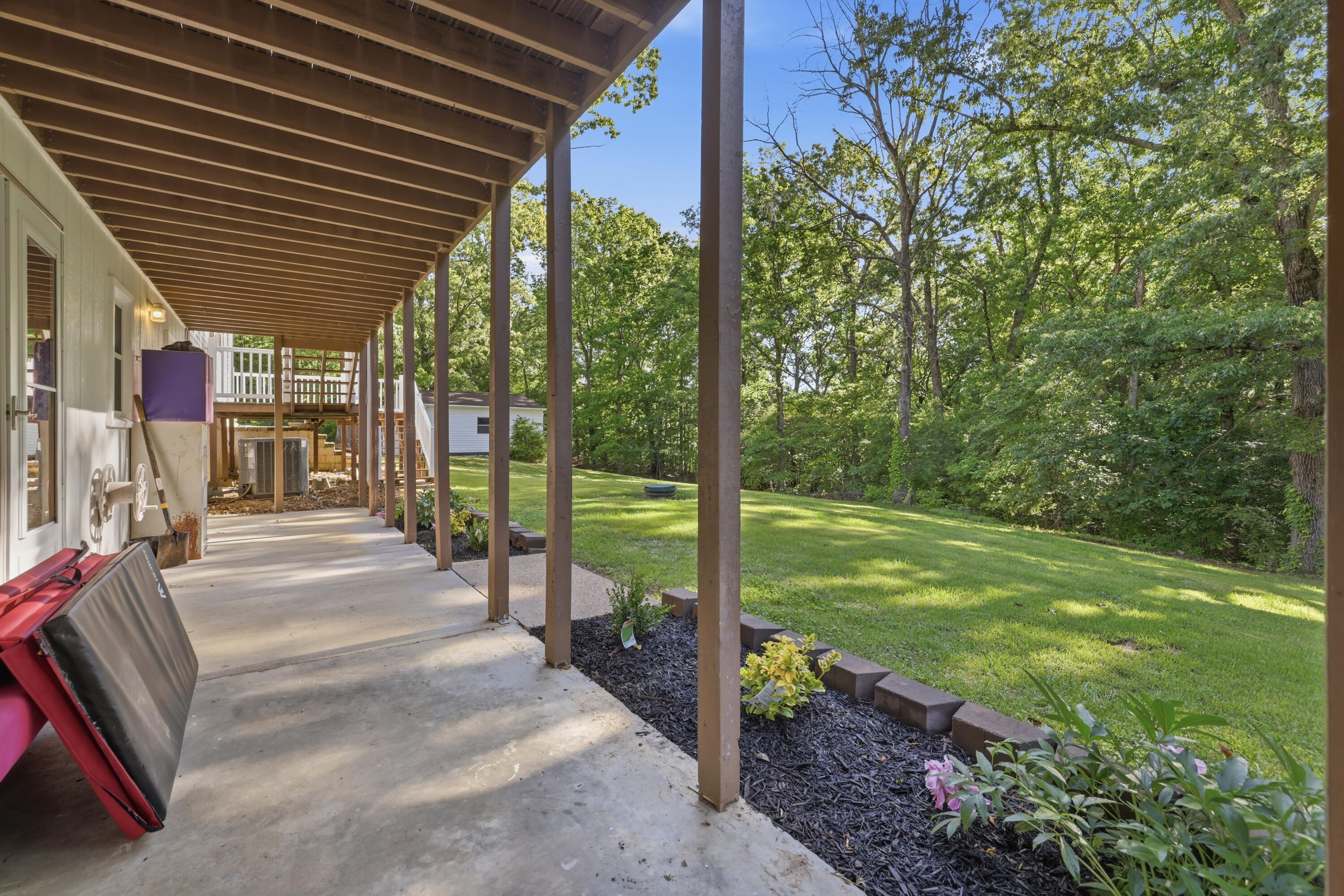 1130 Wright Road Murray, KY 42071 - Photo 25 of 35 Downstairs Patio