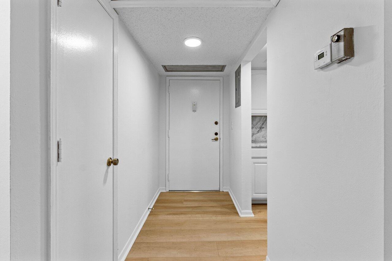 951 De Soto Road, Unit 133 Boca Raton, FL 33432 - Photo 3 of 30 006-951DeSotoRoad-133-BocaRaton-FL-33432