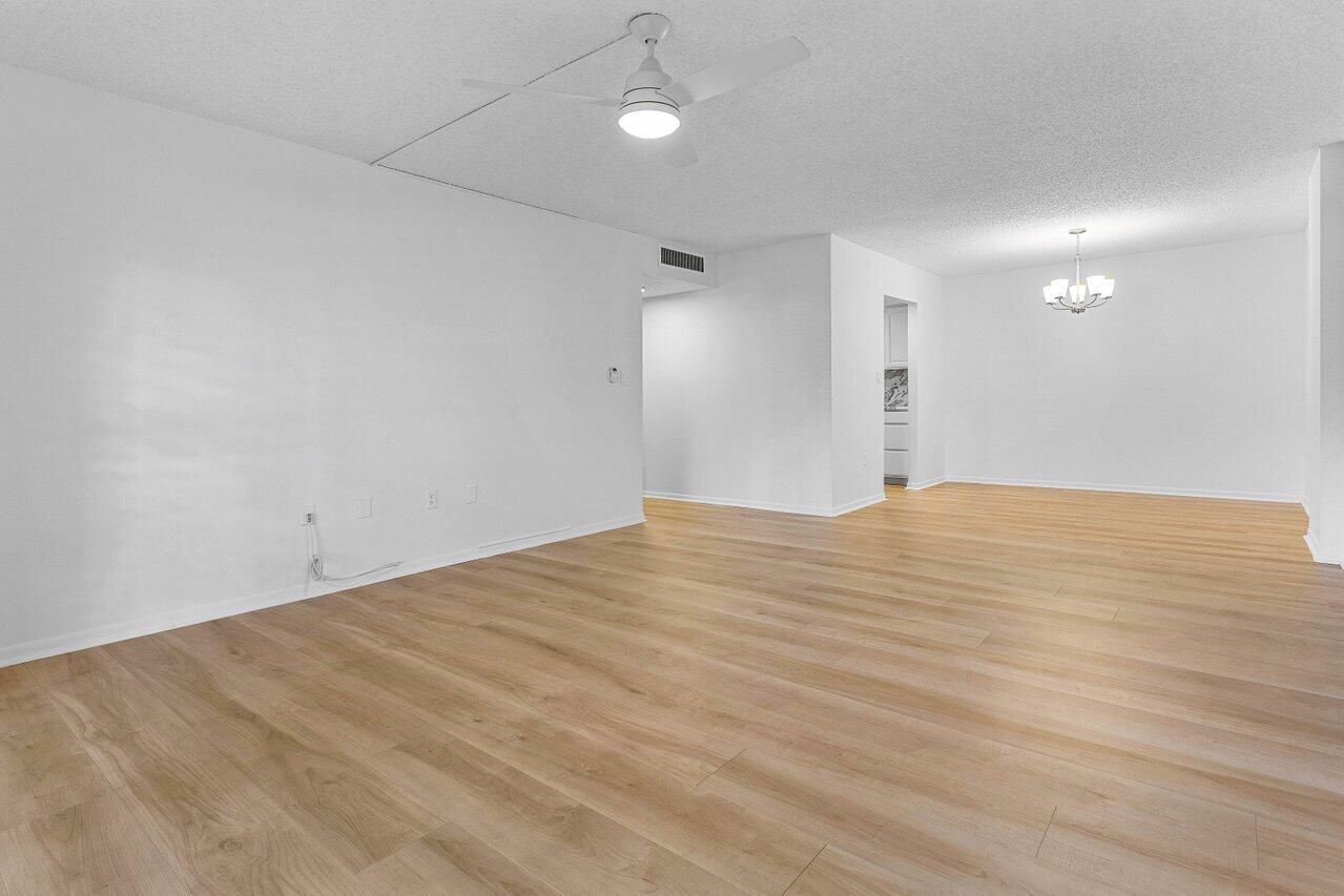 951 De Soto Road, Unit 133 Boca Raton, FL 33432 - Photo 5 of 30 009-951DeSotoRoad-133-BocaRaton-FL-33432