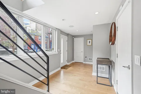 $1,150,000 | 604 North 4th Street, Philadelphia, PA 19123