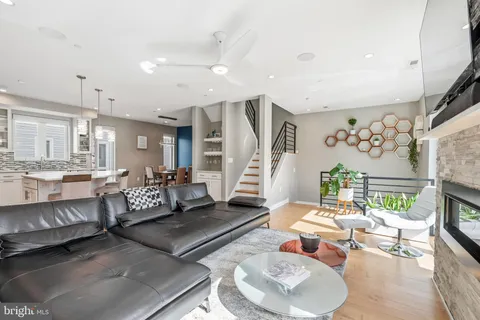 $1,150,000 | 604 North 4th Street, Philadelphia, PA 19123