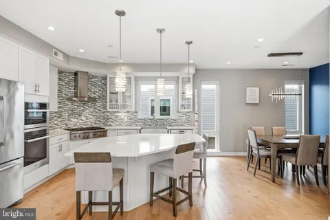 $1,150,000 | 604 North 4th Street, Philadelphia, PA 19123