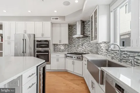 $1,150,000 | 604 North 4th Street, Philadelphia, PA 19123