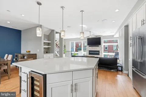 $1,150,000 | 604 North 4th Street, Philadelphia, PA 19123