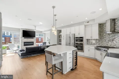 $1,150,000 | 604 North 4th Street, Philadelphia, PA 19123