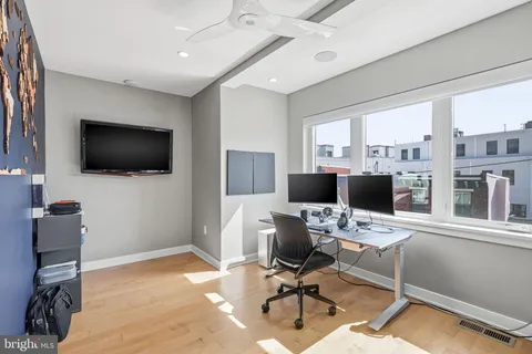 $1,150,000 | 604 North 4th Street, Philadelphia, PA 19123