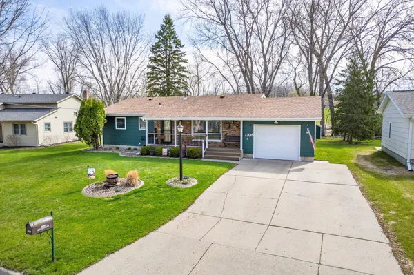 $290,000 | 1208 Lenore Way, Fergus Falls, MN 56537