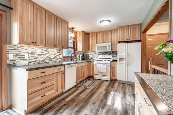 $290,000 | 1208 Lenore Way, Fergus Falls, MN 56537