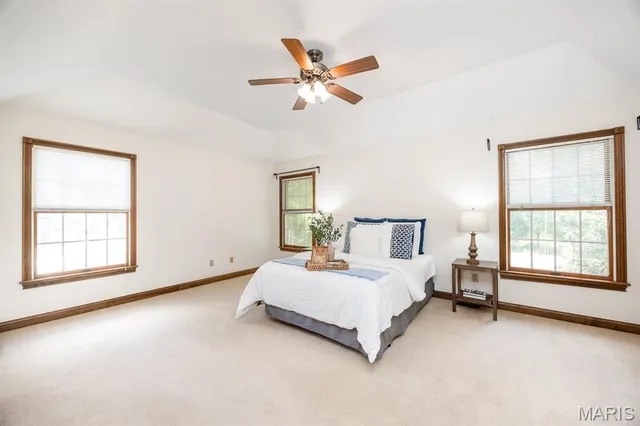 $365,000 | 130 Hickory Lake, Belleville, IL 62223