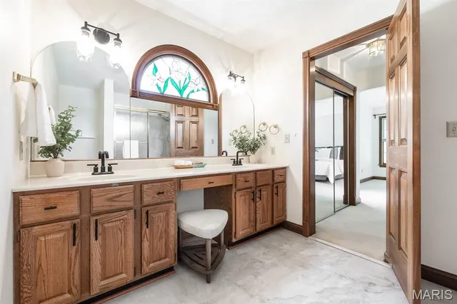 $365,000 | 130 Hickory Lake, Belleville, IL 62223