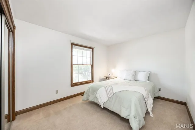 $365,000 | 130 Hickory Lake, Belleville, IL 62223