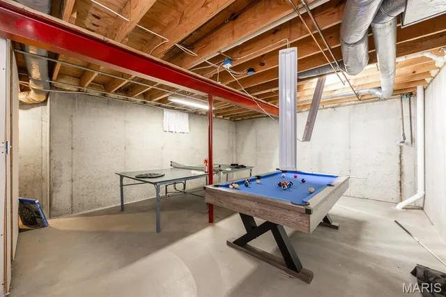 $365,000 | 130 Hickory Lake, Belleville, IL 62223