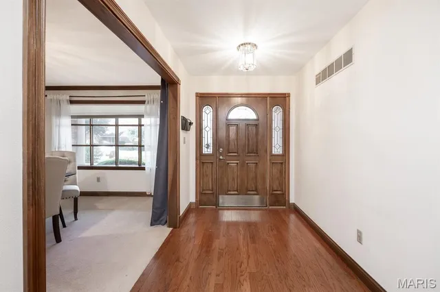 $365,000 | 130 Hickory Lake, Belleville, IL 62223