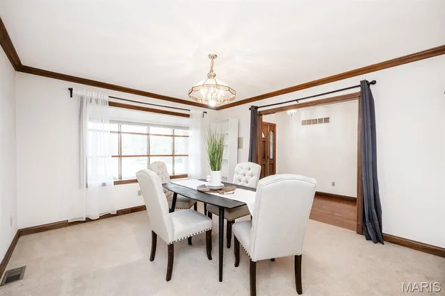 $365,000 | 130 Hickory Lake, Belleville, IL 62223