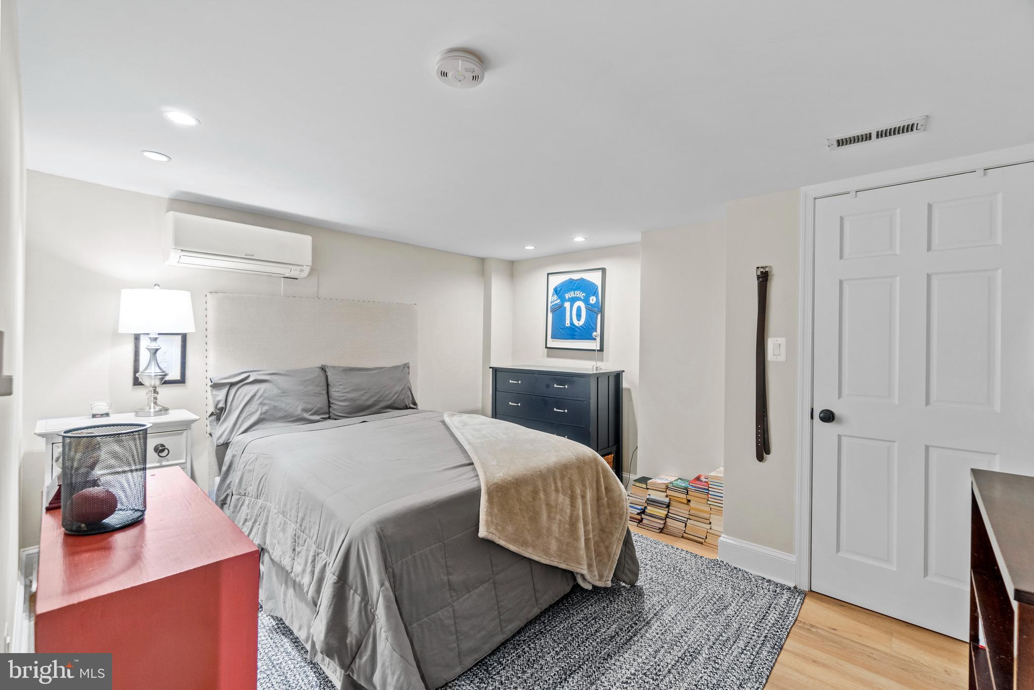 3017 Dumbarton Street Northwest Washington, DC 20007 - Photo 21 of 25 Bedroom 4