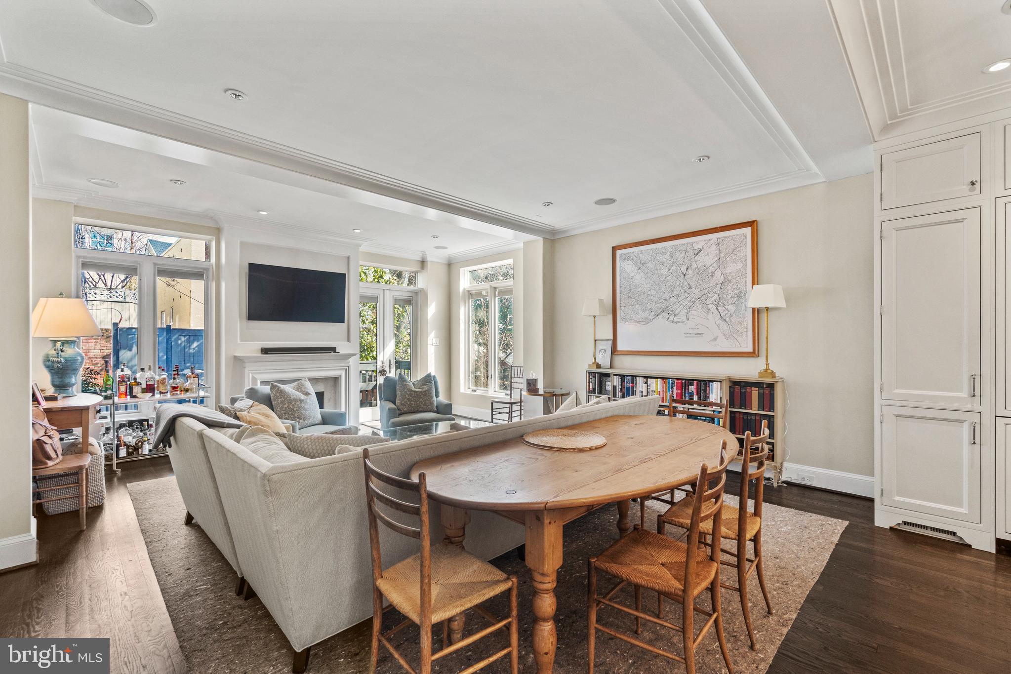 3017 Dumbarton Street Northwest Washington, DC 20007 - Photo 10 of 25 Family Room