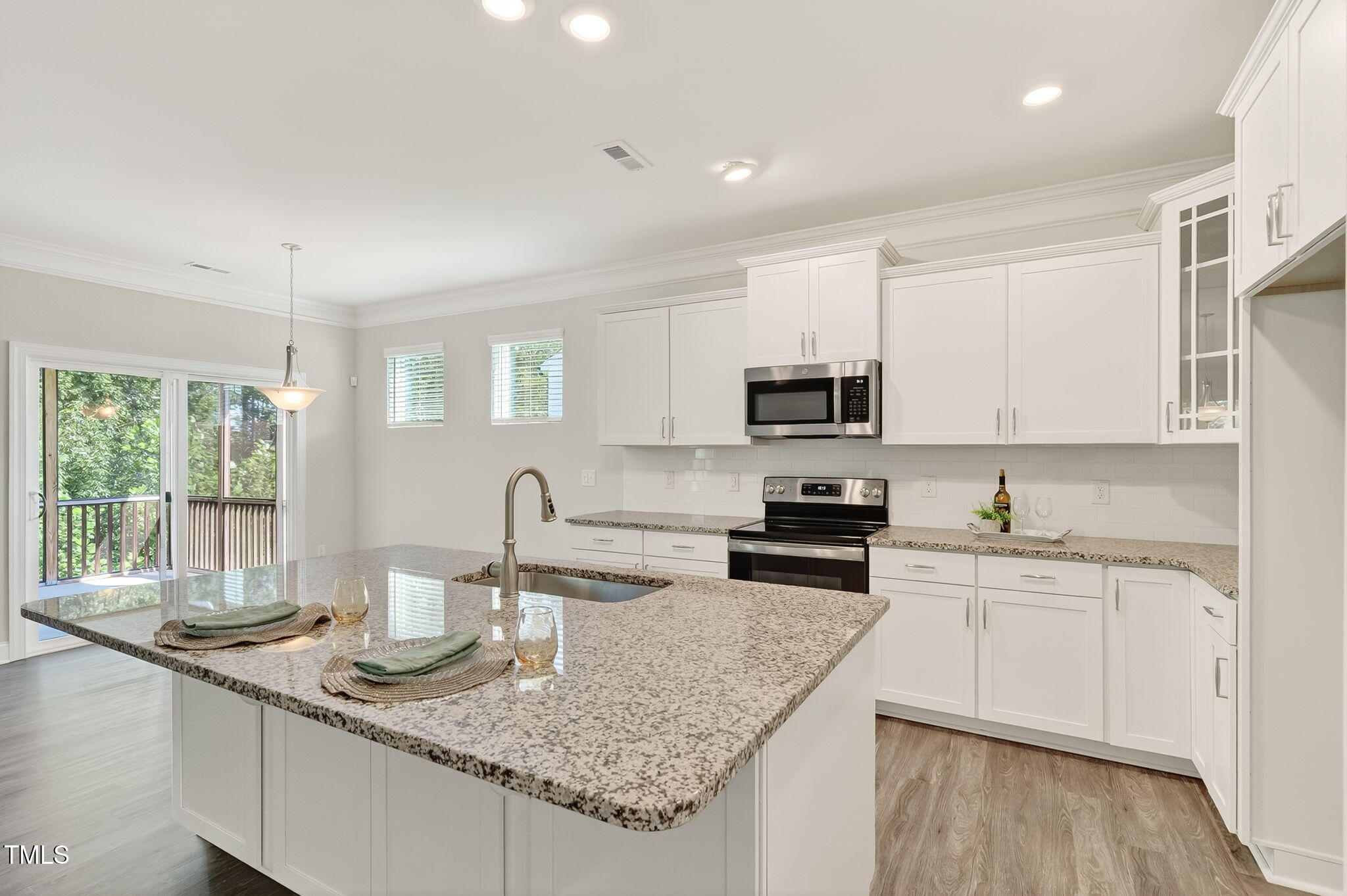 63 Capewood Court Garner, NC 27529 - Photo 9 of 37 12-web-or-mls-016__DSC9513