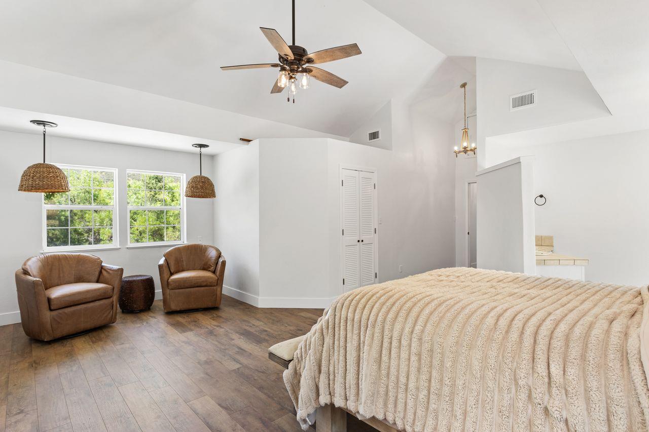 3266 Campbell Circle Rescue, CA 95672 - Photo 16 of 44 Suite with very large sitting area