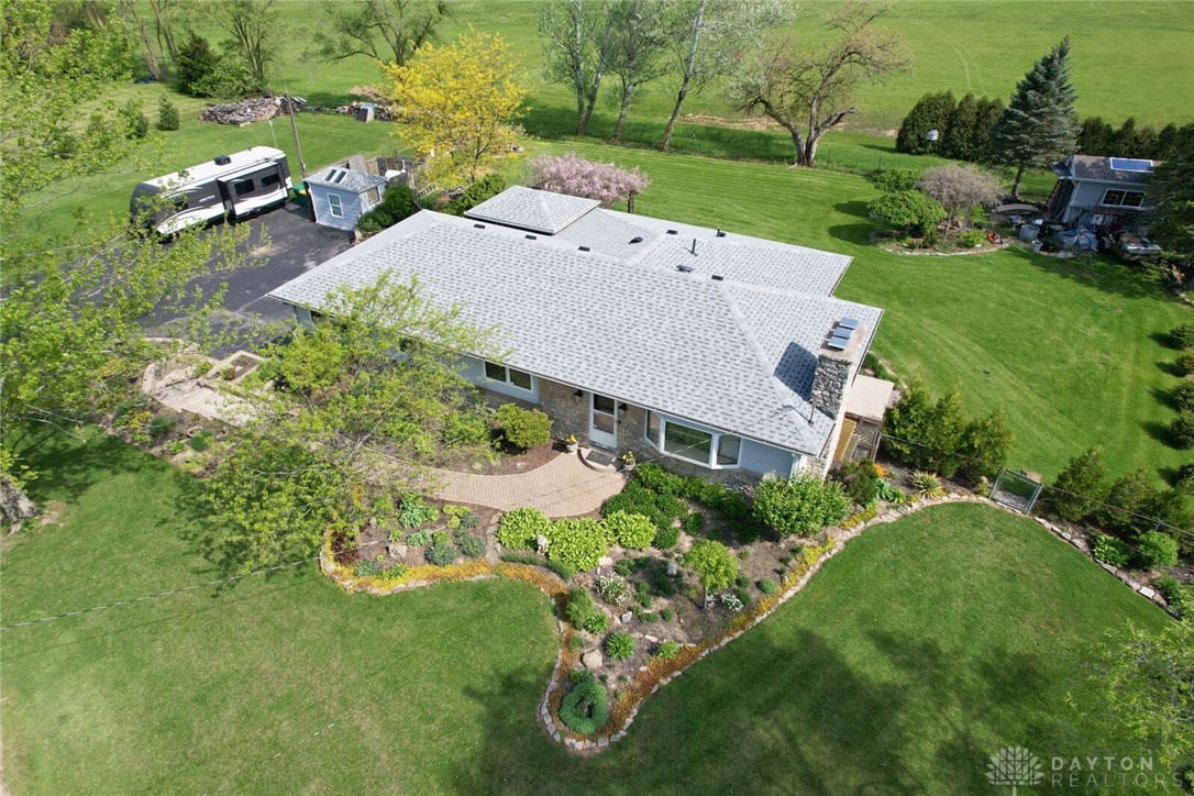 6785 Singer Road Dayton, OH 45424 - Photo 1 of 65 Gallery Image 1