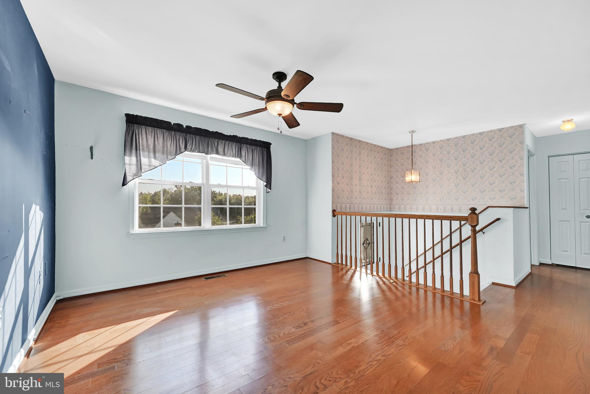 3219 Atlee Ridge Road New Windsor, MD 21776 - Photo 7 of 38 Living room