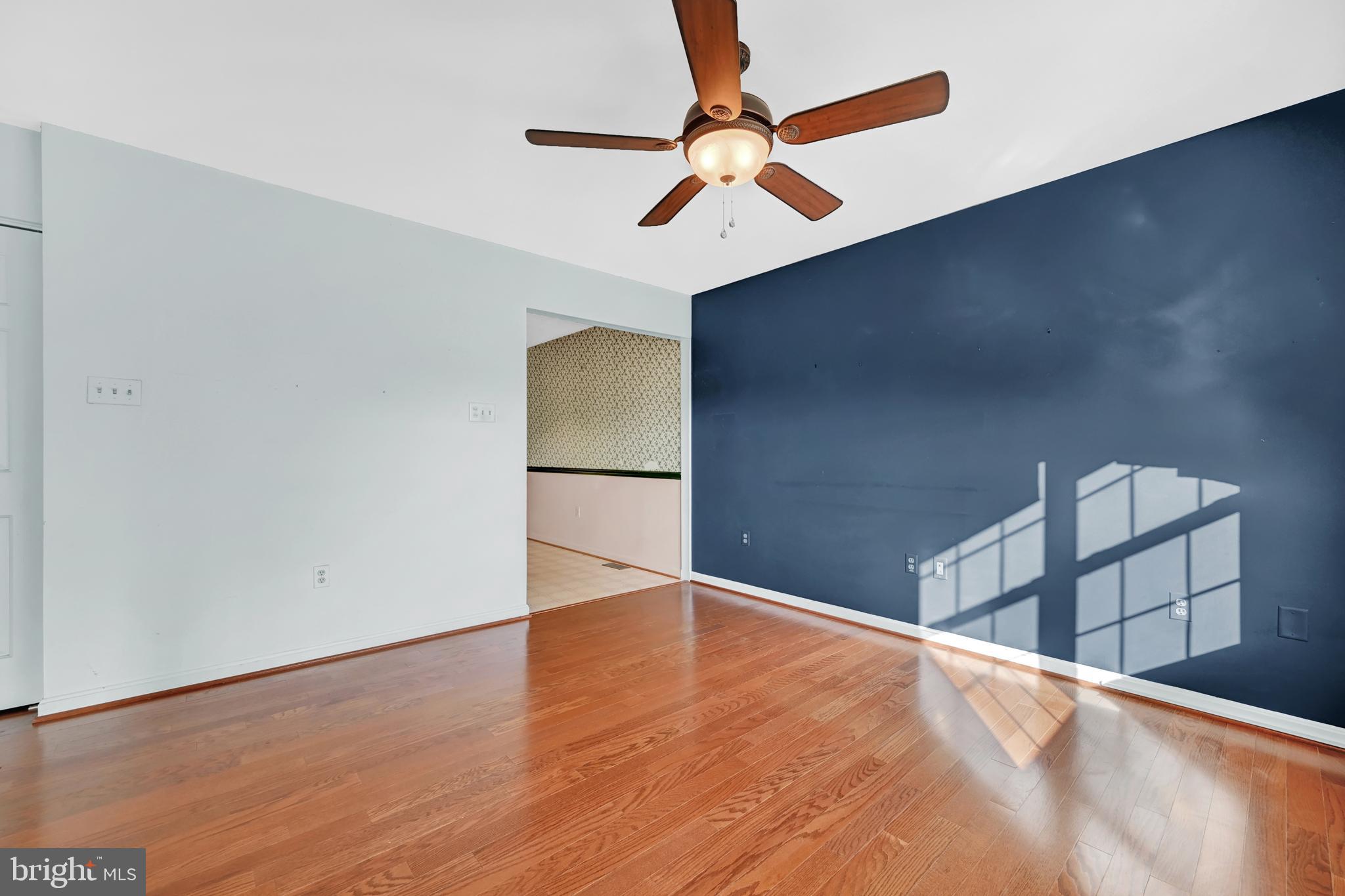 3219 Atlee Ridge Road New Windsor, MD 21776 - Photo 9 of 38 Living room