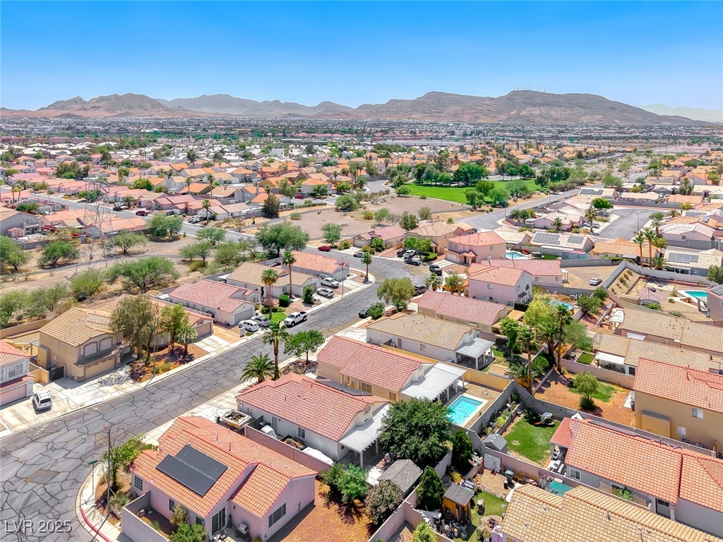 990 Ridge Path Avenue Henderson, NV 89015 - Photo 37 of 41 Aerial view of residential area with mountains