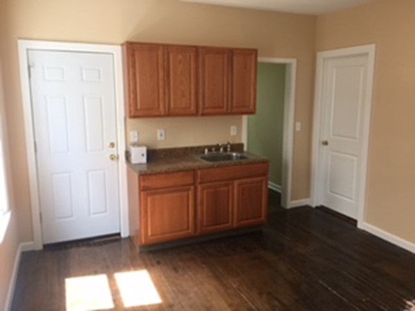 56-58 Maynard Street Springfield, MA 01109 - Photo 7 of 11 Gallery Image 7