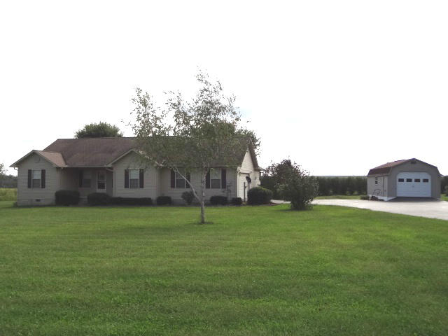407 Smith Road Crossville, TN 38571 - Photo 21 of 21 front & shed