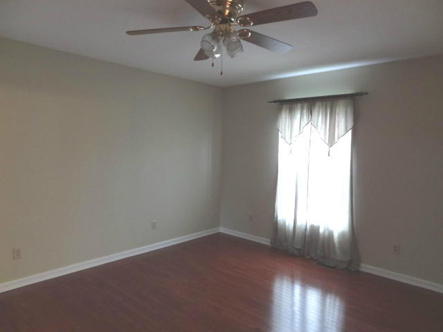 407 Smith Road Crossville, TN 38571 - Photo 8 of 21 master bedroom