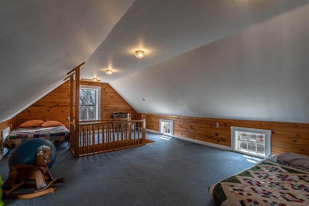 44 Hardwick Road Petersham, MA 01366 - Photo 26 of 41