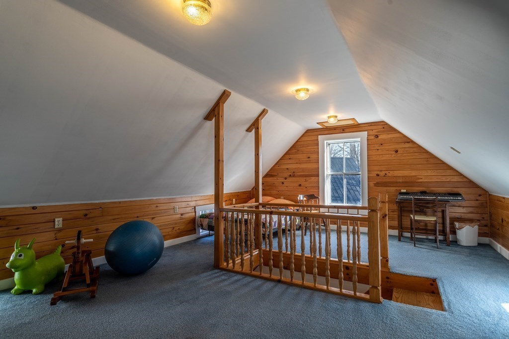 44 Hardwick Road Petersham, MA 01366 - Photo 27 of 41