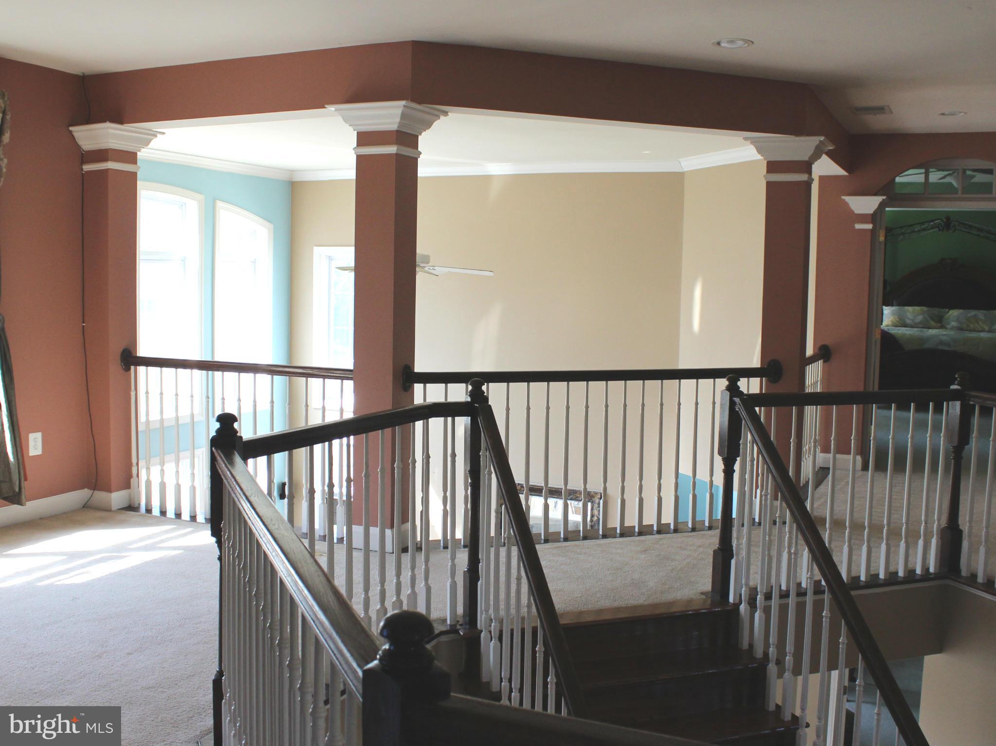 18519 Kerill Road Triangle, VA 22172 - Photo 22 of 27 Upper Level hallway