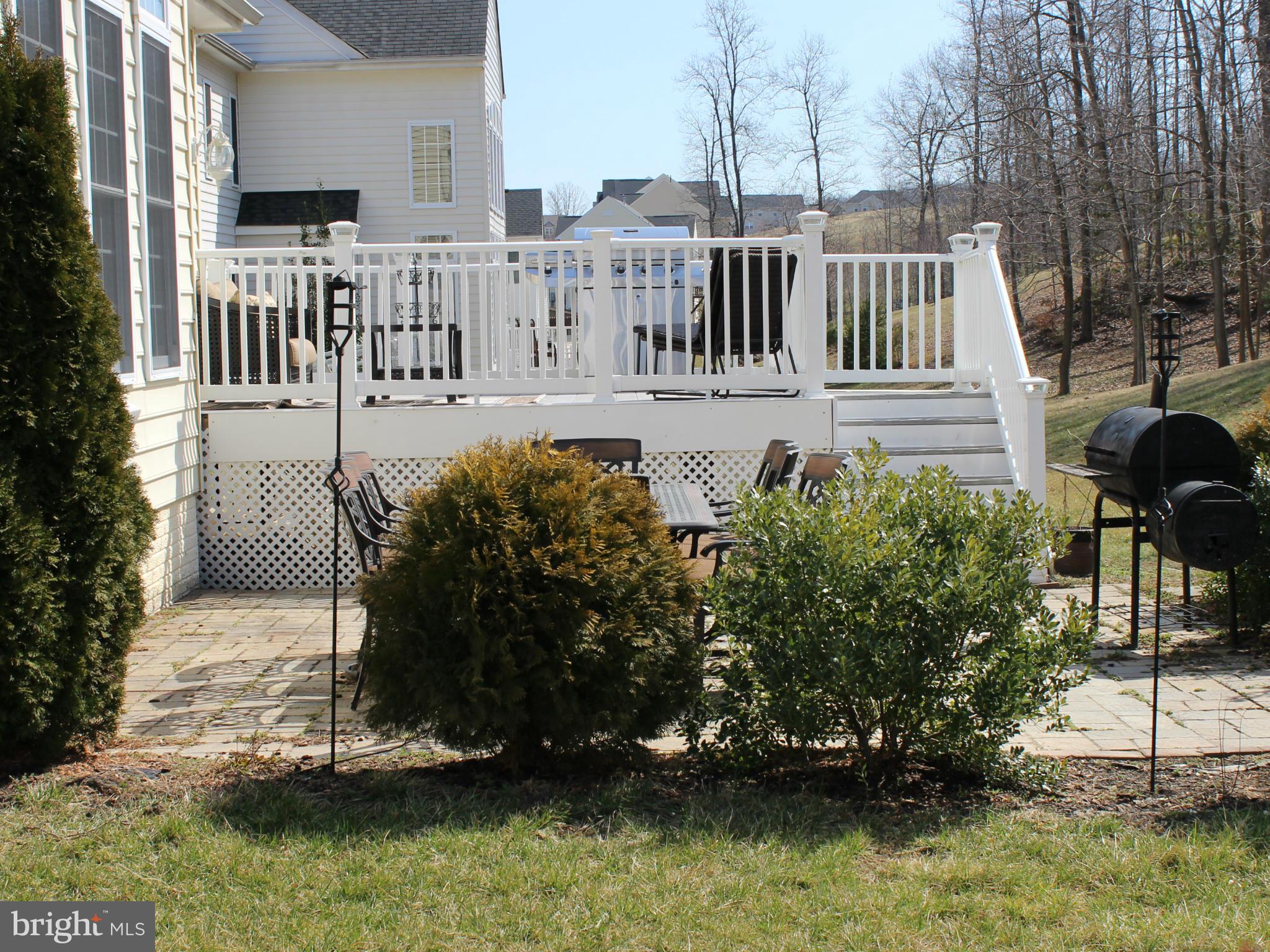 18519 Kerill Road Triangle, VA 22172 - Photo 23 of 27 Patio Side View