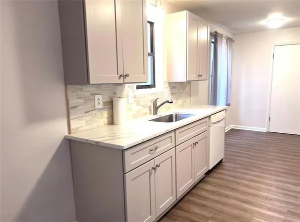 $2,200 | 125 Apple Valley Drive, Woodstock, GA 30188