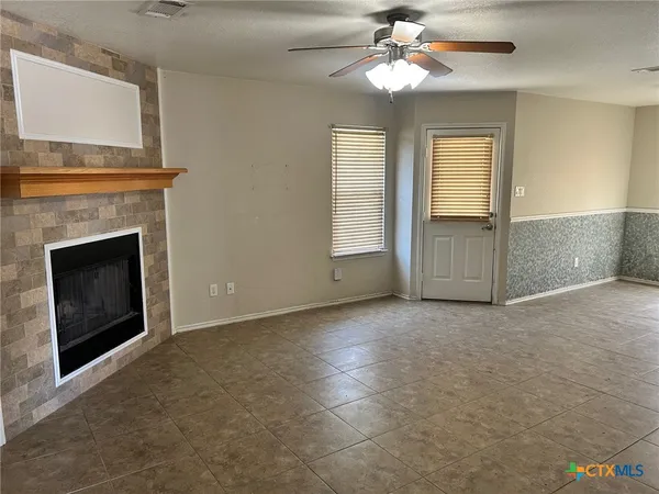 $1,395 | 604 Redbud Drive, Copperas Cove, TX 76522