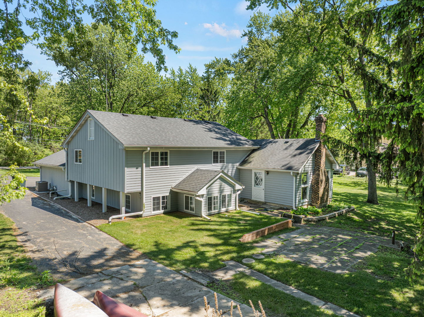 52 Deerpath Road Deer Park, IL 60010 - Photo 2 of 22