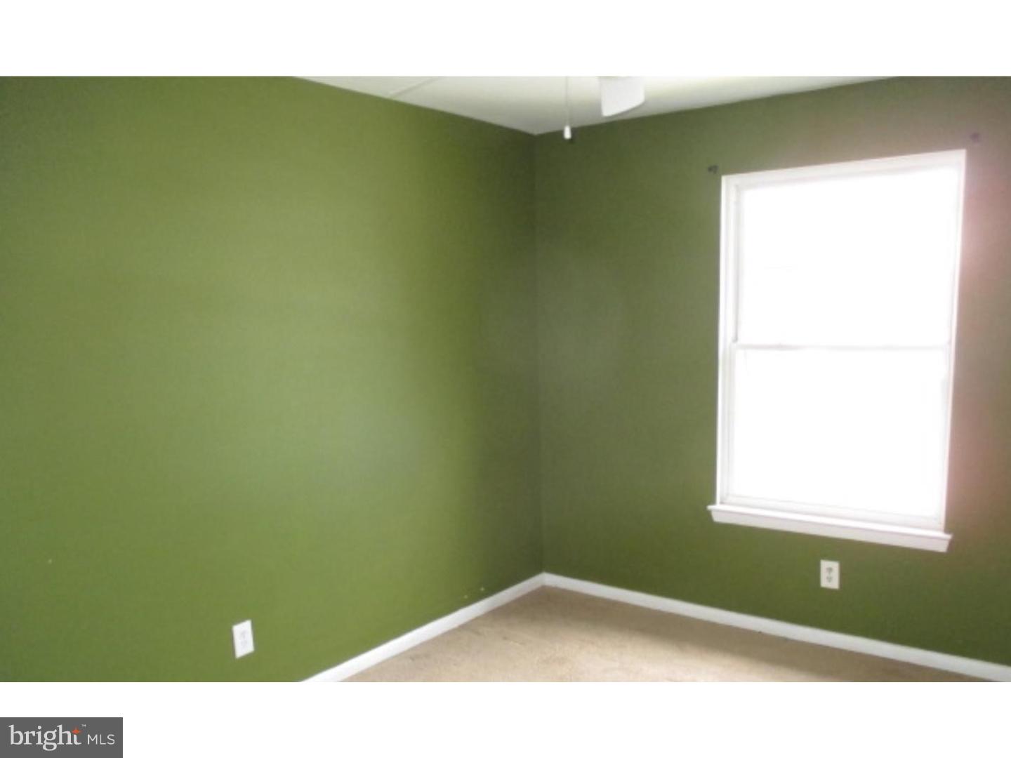 549 Four Mile Branch Road Sicklerville, NJ 08081 - Photo 5 of 7 Gallery Image 5