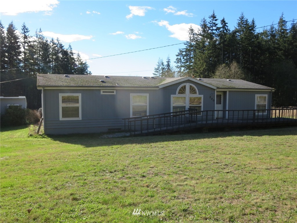200 East Sleeper Road Oak Harbor, WA 98277 - Photo 1 of 16 Gallery Image 1