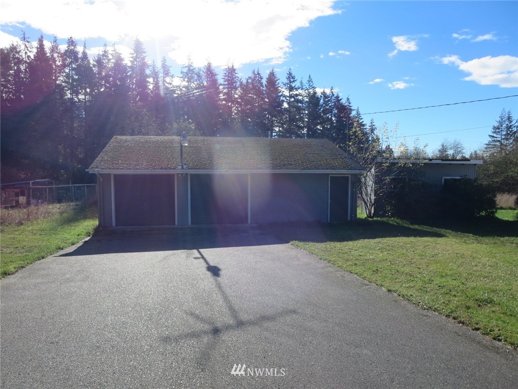 200 East Sleeper Road Oak Harbor, WA 98277 - Photo 5 of 16 Gallery Image 5