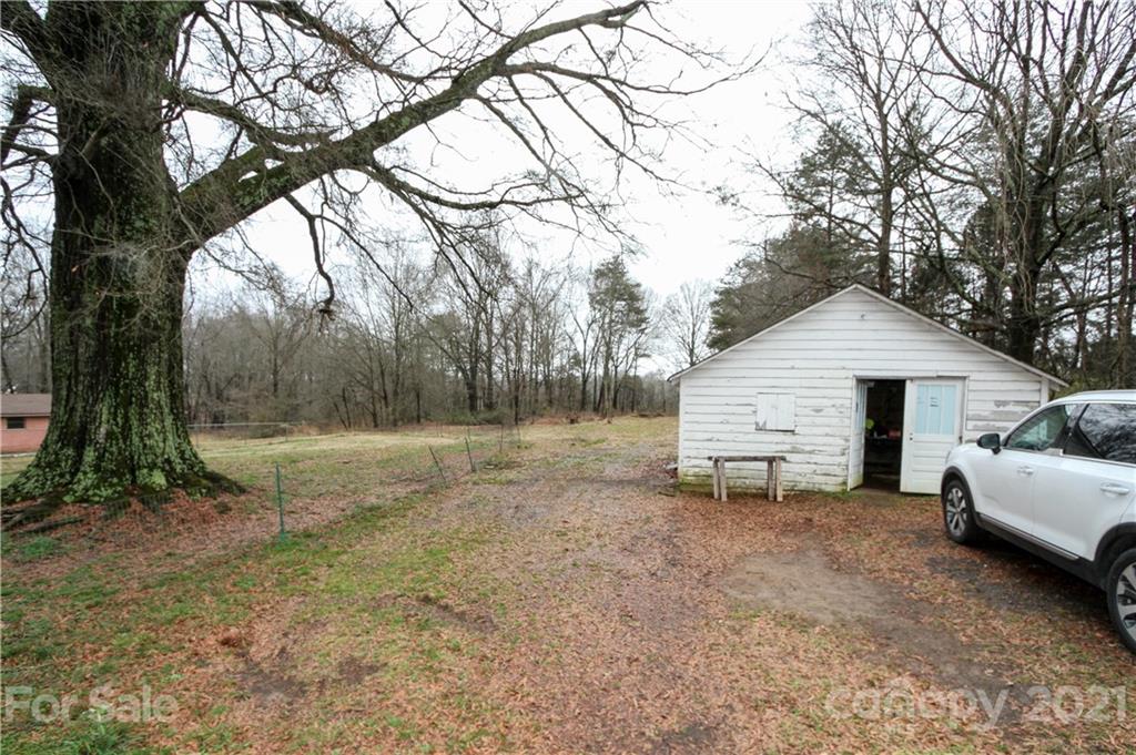 904 3rd Street Southeast Conover, NC 28613 - Photo 25 of 30 Gallery Image 25